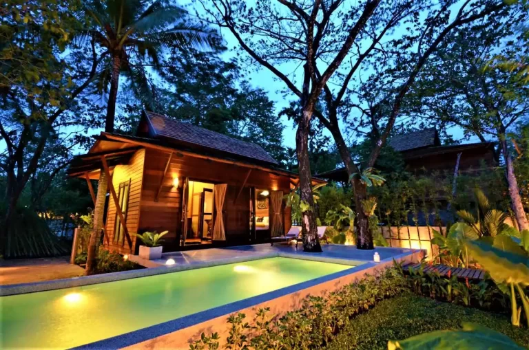 Wooden Pool Villa Phuket