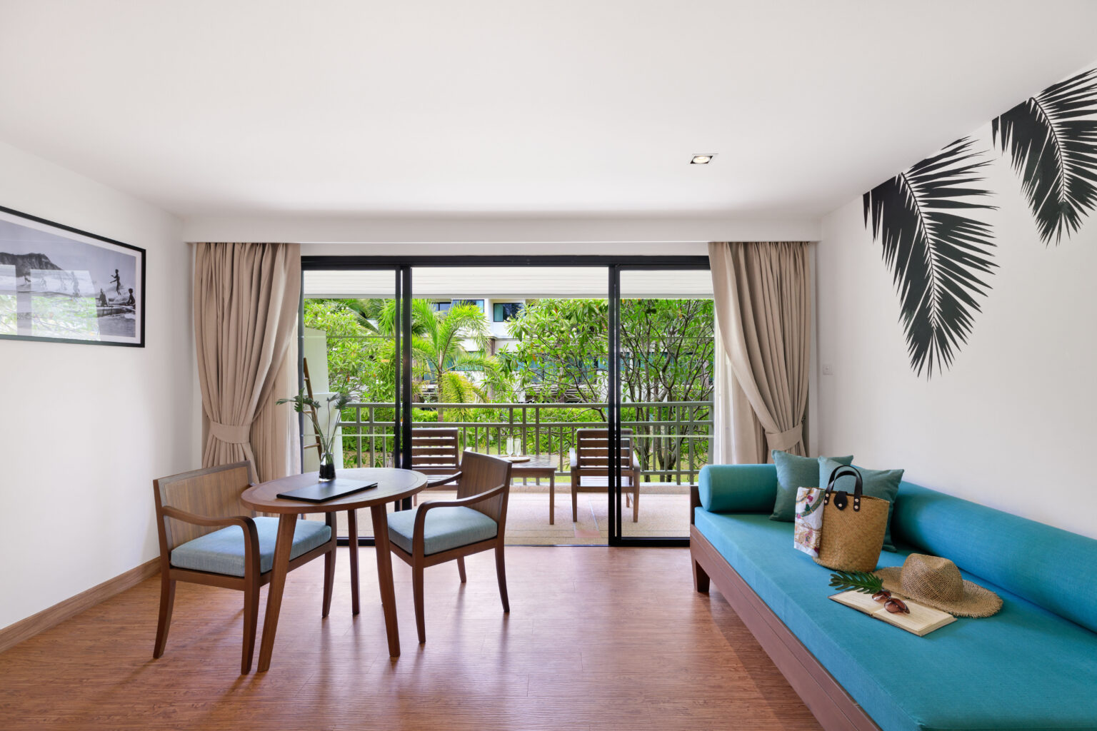 outrigger-khao-lak-beach-resort-deluxe-garden-balcony-1-king-7