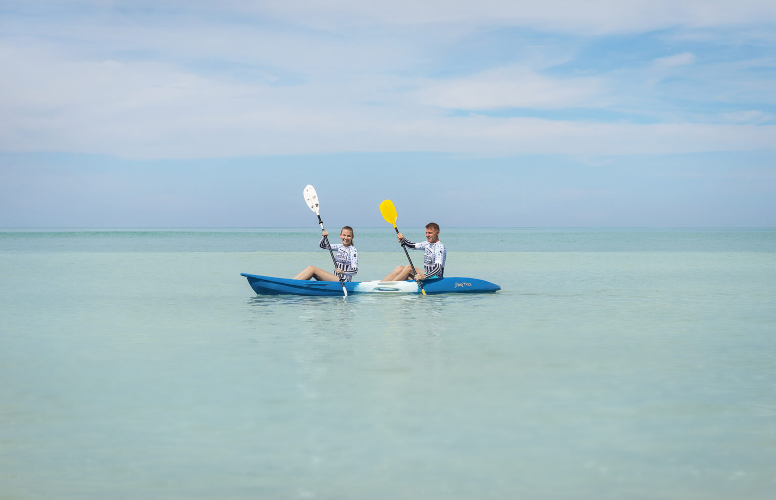 outrigger-khao-lak-beach-resort-kayak-1